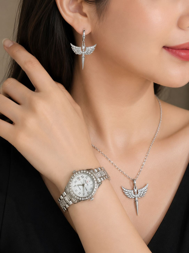 miihoo #مجلسی کیفیت رنگ عالی بندزنجیری درجه یک قفل دستبندی لاکی دارای نگین الماسی صفحه طرح لوگو