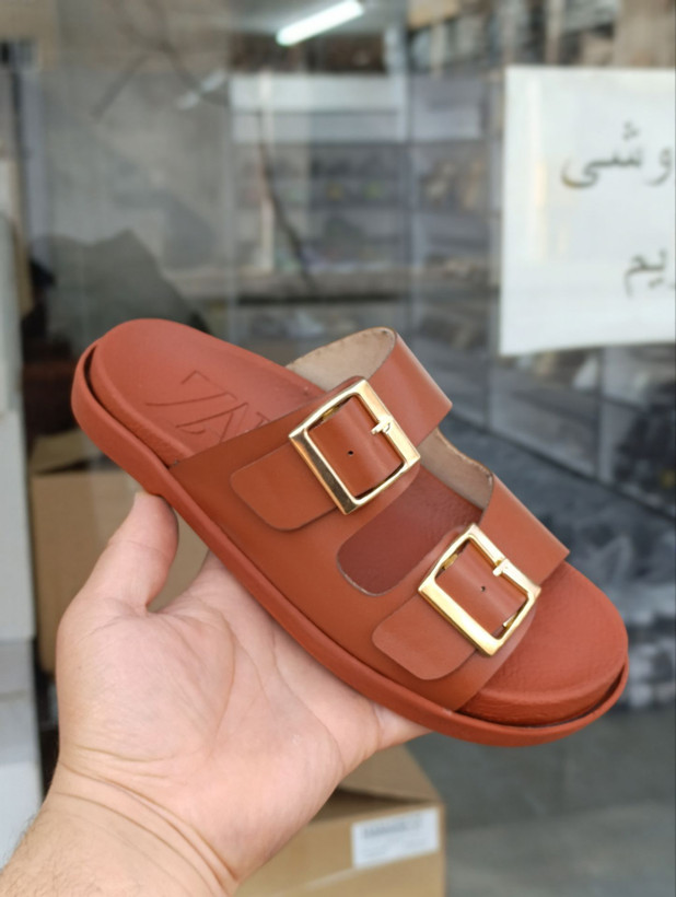 🤩 مدل جدید 👆👆 مدل دوسگگ درشت قالب کار ریز میباشد رویه بیاله دوبله شده وارداتی زیره پیو نرم و سبک کیفیت تضمینی تمیز باغ
