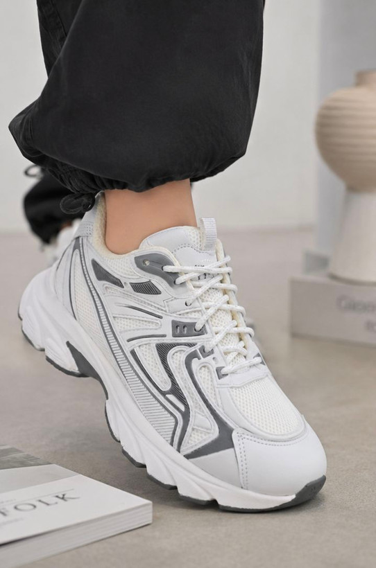 #کتونی کد 999👟 مدل جدید ZARA 🫶 زیره پی یو🦶 لژ 3cm شیک ترین پاخور