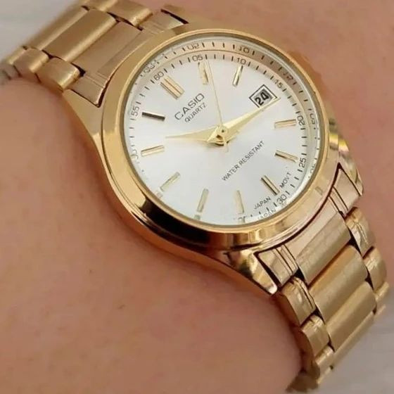 Casio for women CLASSIC #زنانه #فلزی موتور شرکتی دارای روزشمار بند استیل رنگ ثابت سایز کلاسیک ضدآب به همراه: جعبه هدیه وباتری یدک