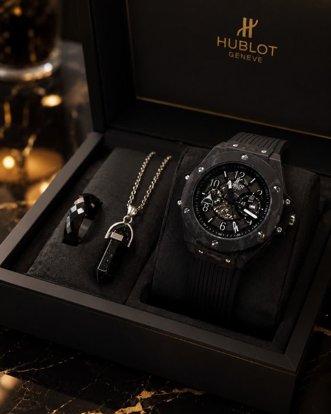 ew collection Hublot Clasico ساعت هابلوت موتور ژاپن طراحی ویژه صفحه بند رابر۲ لایه مخملی آنتی آلرژی قاب پشت حک شده قفل استیل کلیپسی هابلوت ضدآب