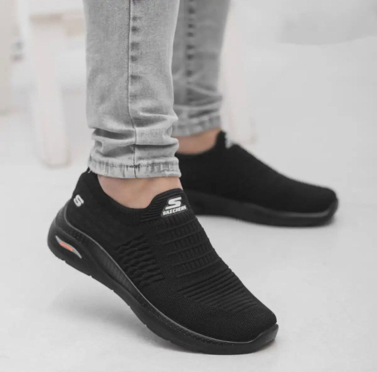کفش جدید مردانه مدل بافت اسکیچرز 👟 ✅جنس رویه بافت پارچه درجه یک ✅زیره pu (پلی اورتان) ✅️سایزبندی 41 تا 45 ✅کفی طبی ✅قابل شستشو 💰پورسانت عالی💰 🚀 #کتونی_مردانه#کفش_مردانه
