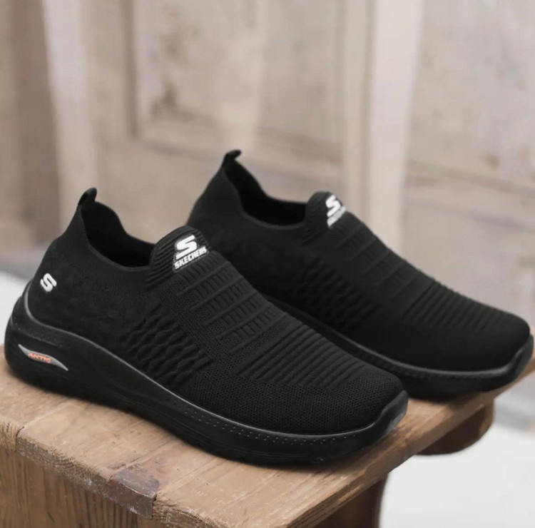 کفش جدید مردانه مدل بافت اسکیچرز 👟 ✅جنس رویه بافت پارچه درجه یک ✅زیره pu (پلی اورتان) ✅️سایزبندی 41 تا 45 ✅کفی طبی ✅قابل شستشو 💰پورسانت عالی💰 🚀 #کتونی_مردانه#کفش_مردانه