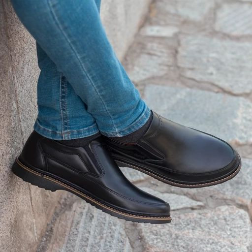 🆔 شناسه : #76379 نام : کفش جدید مردانه مدل آرش🔥👟 ✅جنس رویه چرم صنعتی ✅زیره از pvc ✅دور دوخت شده