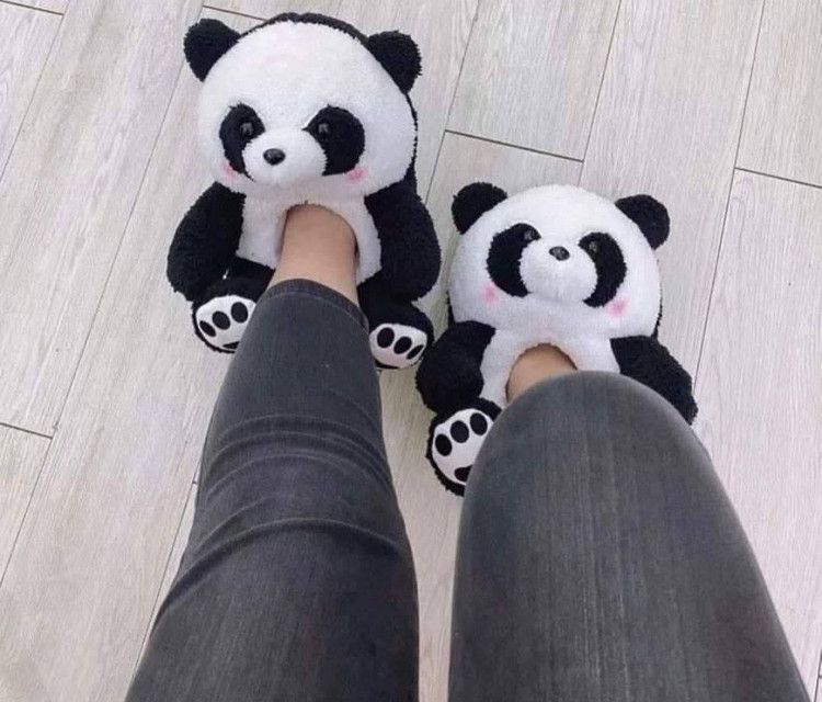 اخه ببین چی شارژ شده🤩🥹🥰😍 ✅کار وارداتی✌🏻 ✅کیفیت تظمینی👍🏻 ✅سایز بندی فری ۳۶ تا ۴۱ ✅زیره زدلغزش