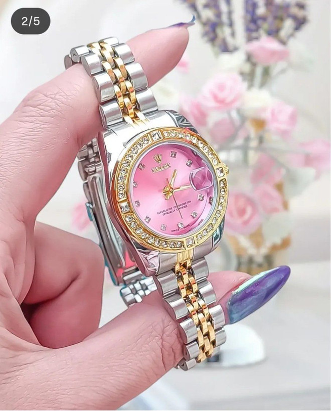Rolex رولکس dajust دورنگین موتور ضدآب دارای روزشمار مارک حک شده رولکس بر روی پیچ تنظیم بند استیل رنگ ثابت شیشه (تلسکوپی) کریستال ضدخش