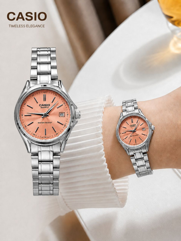 ☑️CASIO ☆☆☆☆ ▪︎high quality👌 > زنونه پرطرفدار کاسیو<< ✅ مونتاژ با کیفیت بالاتر(پریمیوم) قفل کلیپسی دارای روز شمار مقاوم دربرابر آب بند استیل موتور کوارتز رنگ سیلور