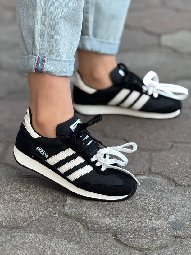 #کتونی مدل Adidas🎀🎀 جدید 😍 زیره بتا ✌️ کیفیت عالی و رویه چرم هورس سبک و نرم قالب استاندارد