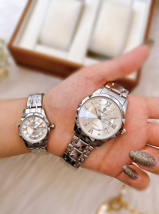 ☑️BIN BOND 《highe quality》 Original watch ⌚️بین باند مدلی نو ست پرطرفدار مقاوم دربرابر آب برندشرکتی اوریجینال کارت گارانتی شب نما دارای روز شمار ایام هفته بند استیل فولاد شیشه الماسی