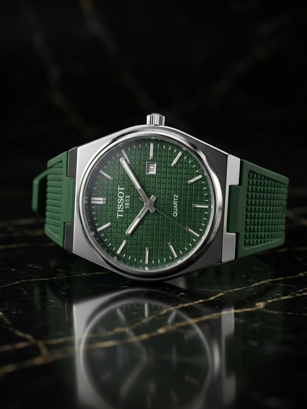 کد 2895 مردانه برند تیسوت TISSOT باکیفیت بند سیلیکونی طراحی خاص و زیبا موتور کوارتز قفل سگگی دارای روز شمار