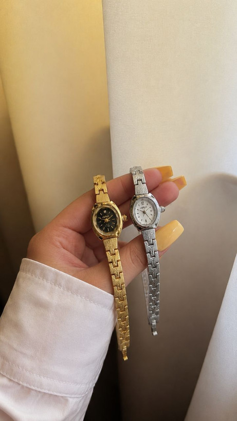 ☑️ eightys jewellery antique ♤خلق یک استایل بی رقیب ⚡️طرح ده هشتاد میلادی برند شرکتی شیشه سافایر قفل دستبندی موتورکوارتز بند استیل رنگ ثابت مقاوم دربرابر آب ضد حساسیت