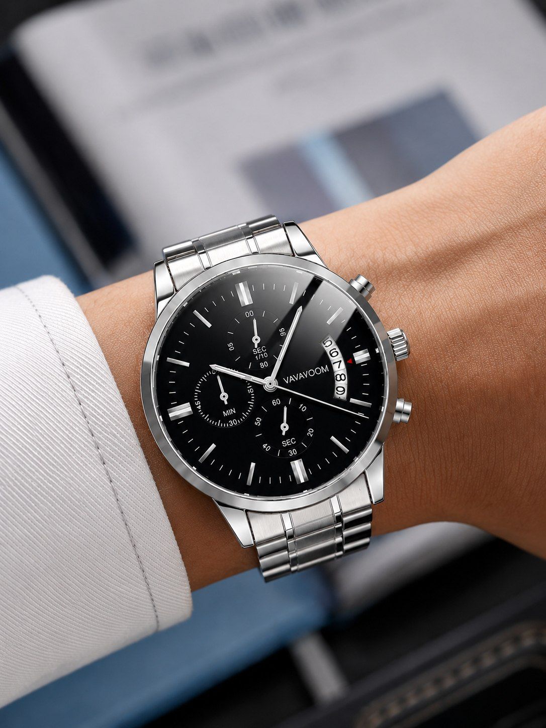 ☑️vavavoom   New collection ✨️   مردونه خاص متفاوت   💯Original watch   《highe quality》   💥ویژگی های محصول  دارای روز شمار برند شرکتی  کیفیت عالی  بند فولادضدزنگ  مقاوم دربرابر آب  شیشه معدنی رنگ ثابت  قفل کلیپسی موتور کوارتز