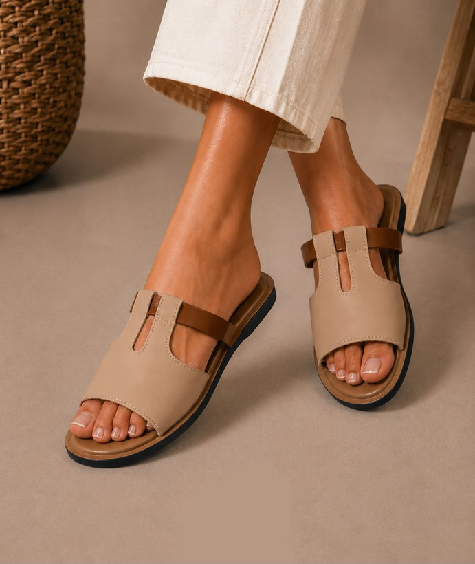 صندل زنانه مدل تیموتی👡 #زنانه ✅جنس رویه چرم مصنوعی ✅زیره از جنس pu نرم و منعطف