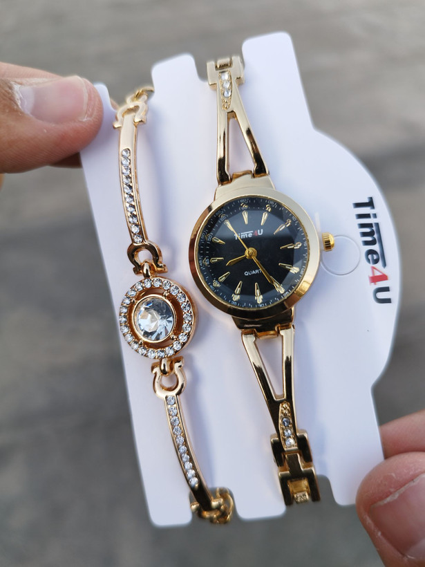 کد 2970 ساعت زنانه ست دستبندی برند TIME4U ✅ باکیفیت ( سفارشی ) ✅ ضد آب ( واشر دار ) ست دستبند طراحی خاص، زیبا ظریف قفل دستبندی موتور کوارتز 