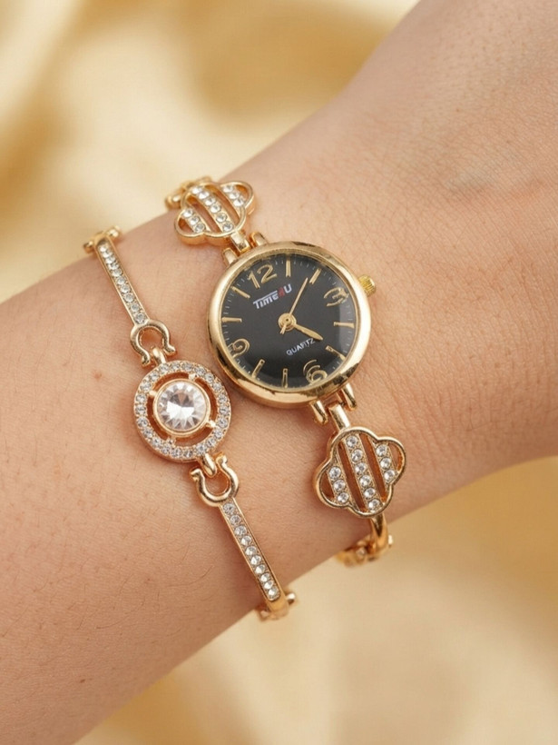 کد 2970 ساعت زنانه ست دستبندی برند TIME4U ✅ باکیفیت ( سفارشی ) ✅ ضد آب ( واشر دار ) ست دستبند طراحی خاص، زیبا ظریف قفل دستبندی موتور کوارتز 