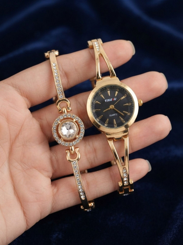کد 2970 ساعت زنانه ست دستبندی برند TIME4U ✅ باکیفیت ( سفارشی ) ✅ ضد آب ( واشر دار ) ست دستبند طراحی خاص، زیبا ظریف قفل دستبندی موتور کوارتز 