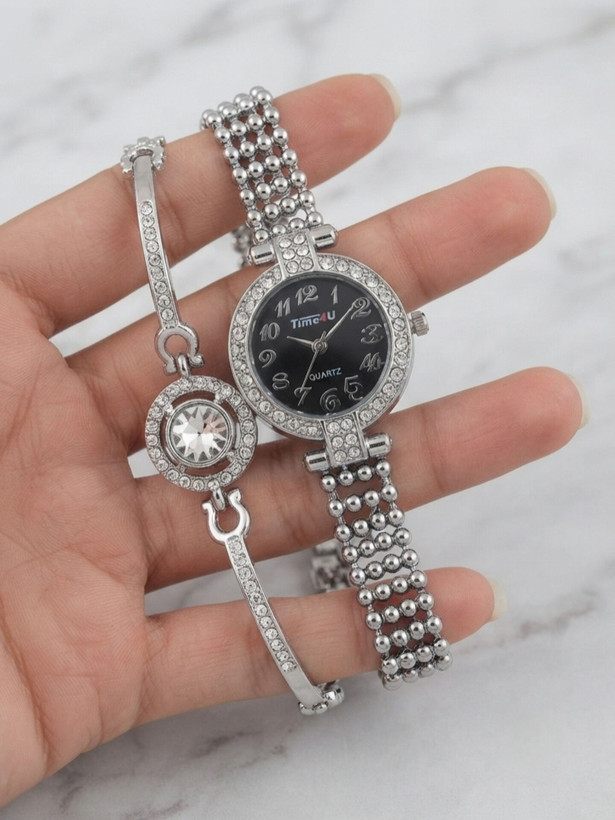 کد 2970 ساعت زنانه ست دستبندی برند TIME4U ✅ باکیفیت ( سفارشی ) ✅ ضد آب ( واشر دار ) ست دستبند طراحی خاص، زیبا ظریف قفل دستبندی موتور کوارتز 