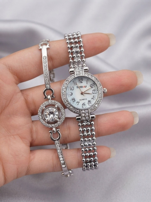 کد 2970 ساعت زنانه ست دستبندی برند TIME4U ✅ باکیفیت ( سفارشی ) ✅ ضد آب ( واشر دار ) ست دستبند طراحی خاص، زیبا ظریف قفل دستبندی موتور کوارتز 