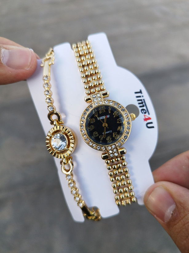 کد 2970 ساعت زنانه ست دستبندی برند TIME4U ✅ باکیفیت ( سفارشی ) ✅ ضد آب ( واشر دار ) ست دستبند طراحی خاص، زیبا ظریف قفل دستبندی موتور کوارتز 