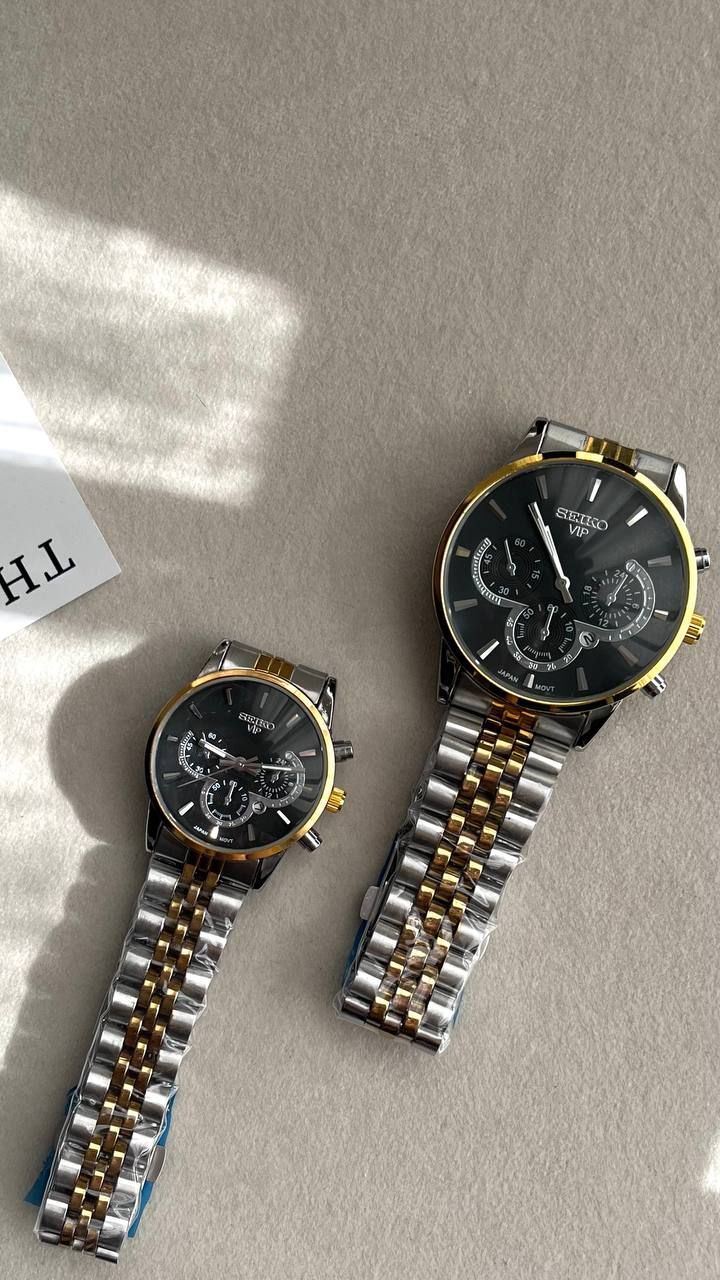 ✅️ساعت سیکو VIP ✅️طرح سه موتوره  ✅️صفحه گرد  ✅️داراي تقویم روز شمار  ✅️بند استیل  ✅️قفل کلیپسی ✅️کیفیت عالي  ✅️دارای 6 ماه گارانتی موتور  ✅️ارسال به همراه جعبه ی کادویی