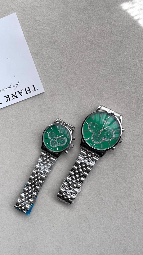 ✅️ساعت سیکو VIP ✅️طرح سه موتوره ✅️صفحه گرد ✅️داراي تقویم روز شمار ✅️بند استیل ✅️قفل کلیپسی ✅️کیفیت عالي ✅️دارای 6 ماه گارانتی موتور ✅️ارسال به همراه جعبه ی کادویی