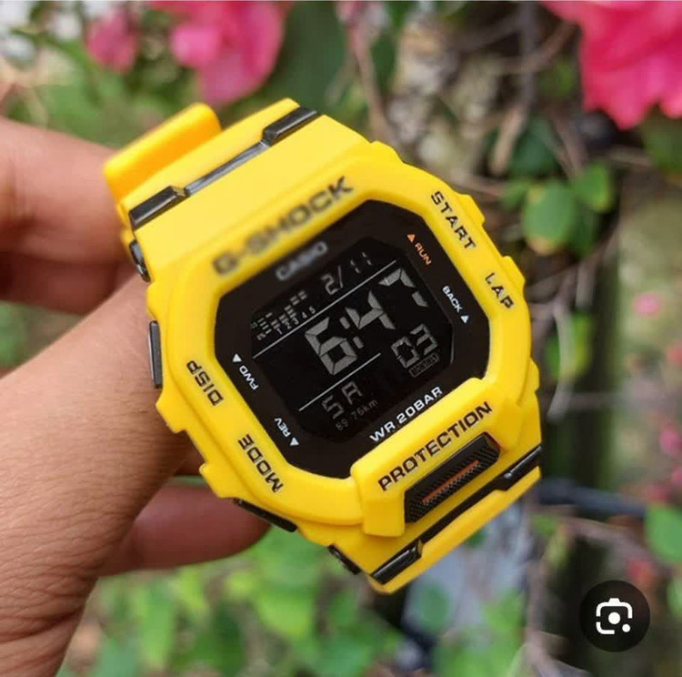 G-shock Casio Unisex موتور تایلندی دوزمانه بند رابرآنتی آلرژی ضداب قوی🏊🏊♂ ❌امکانات: ♦️نمایش ساعت بصورت دیجیتال ♦️دارای آلارم ♦️چراغ دیدشب ♦️نمایش کامل تاریخ (سال ماه و هفته) بصورت دیجیتال ♦️محاسبه کرنومتر صفحه ضدخش ضدآب 3Atm و ... . ❌یک ساعت ایدهآل برای ورزشکاران🤾♂⛹♂